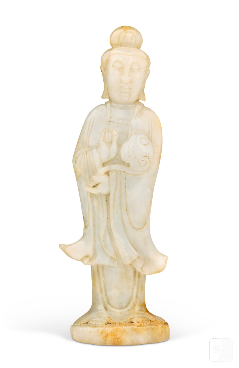 清 青玉帶皮觀音立像  CHINA, QING DYNASTY (1644-1911)